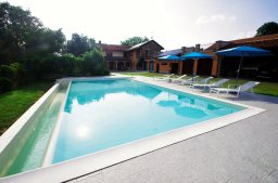 piscina modello beachtime e copertura